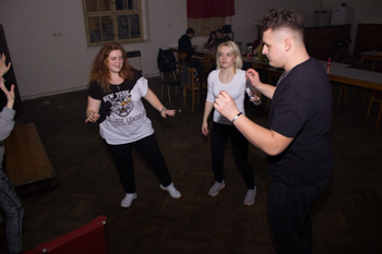 ,2018:03:10,23:02:37,1024