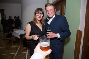 ,2022:04:01,22:00:57,1024