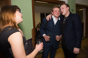 ,2022:04:01,22:13:41,1024